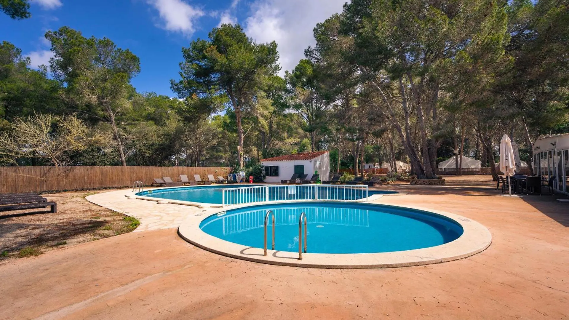 Οργανωμένο κάμπινγκ Kampaoh Menorca Ξενοδοχείο Cala Galdana
